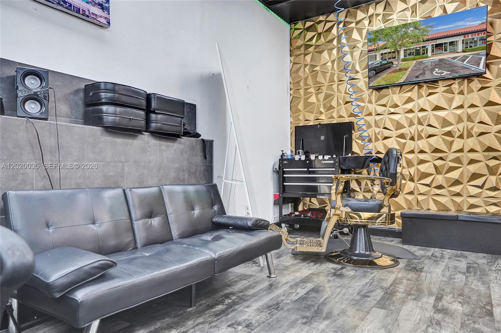 1120 Royal Palm Beach