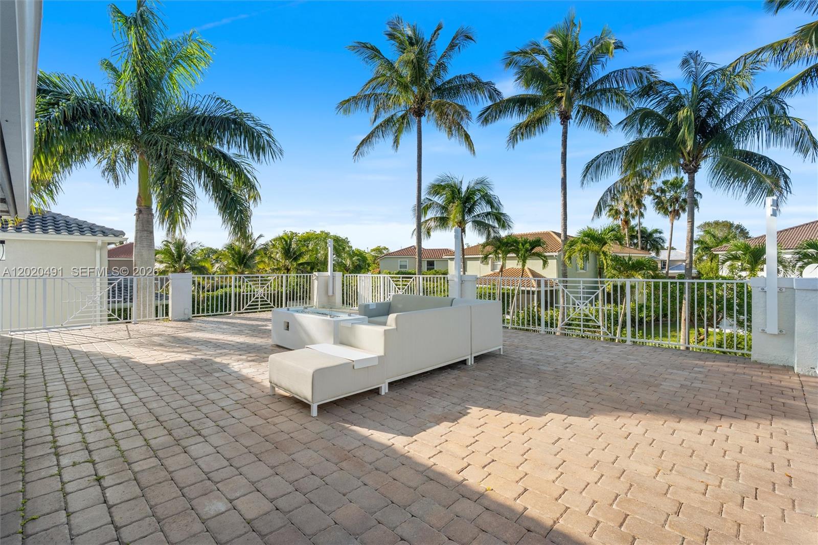 12731 Yardley Dr