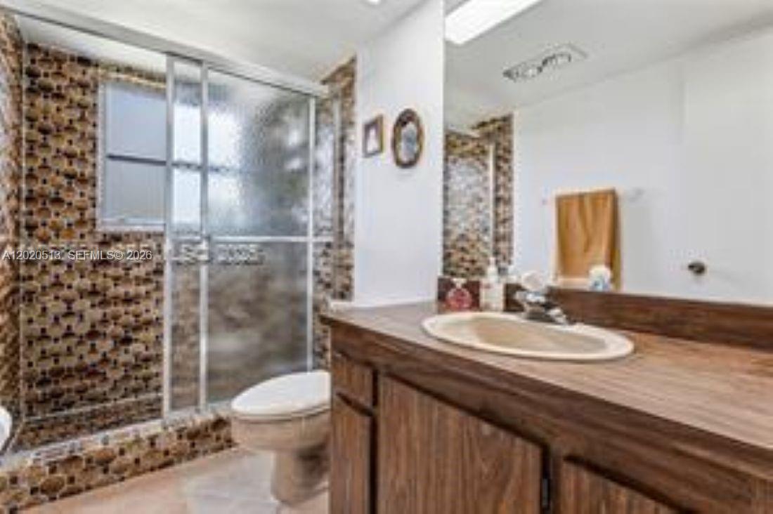 3800 Oaks Clubhouse Dr # 307