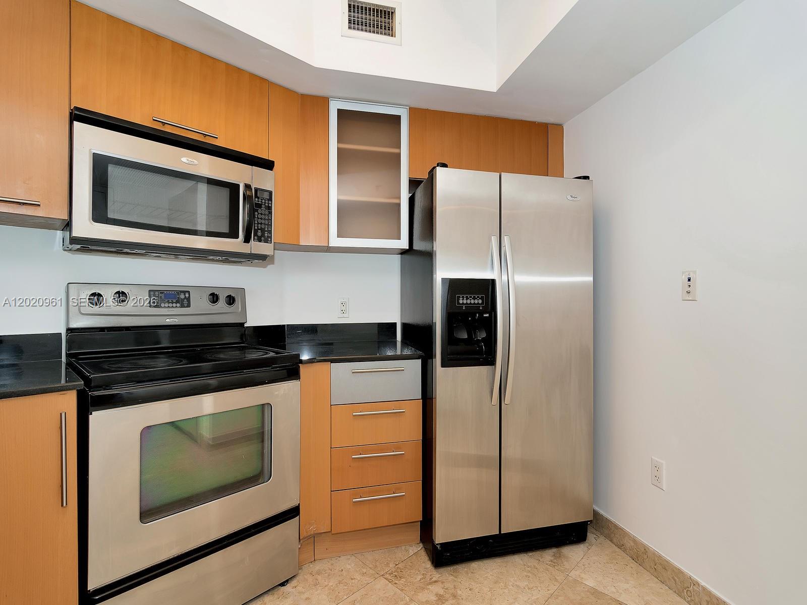 1750 N Bayshore Dr # 1515