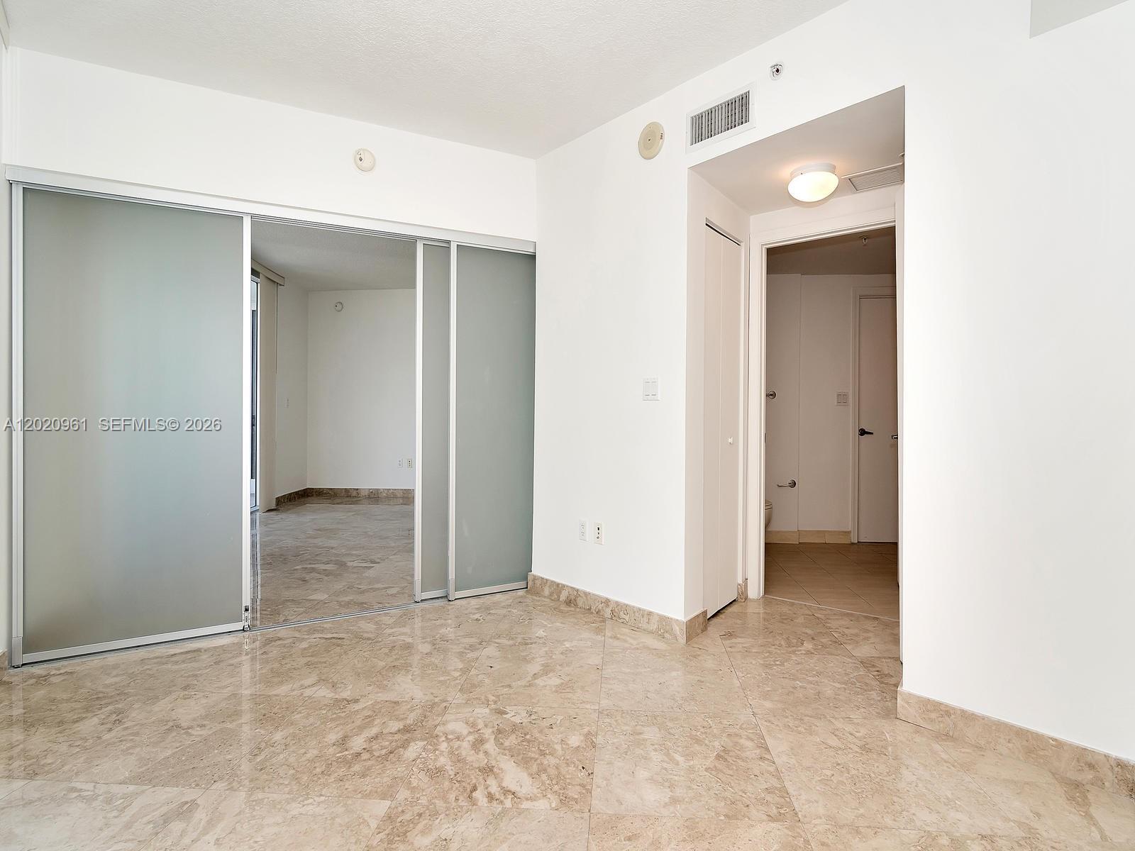 1750 N Bayshore Dr # 1515