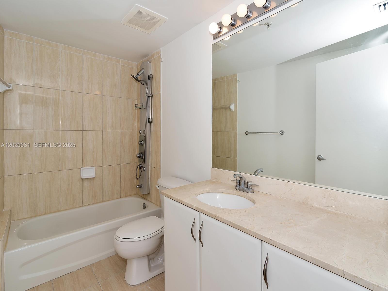 1750 N Bayshore Dr # 1515