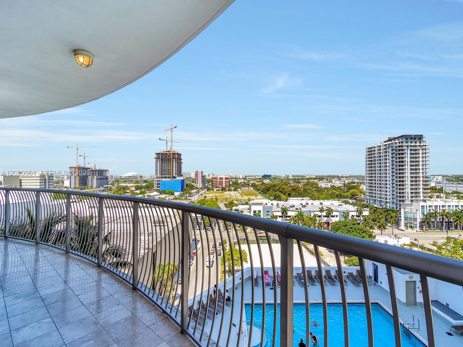 1750 N Bayshore Dr # 1515