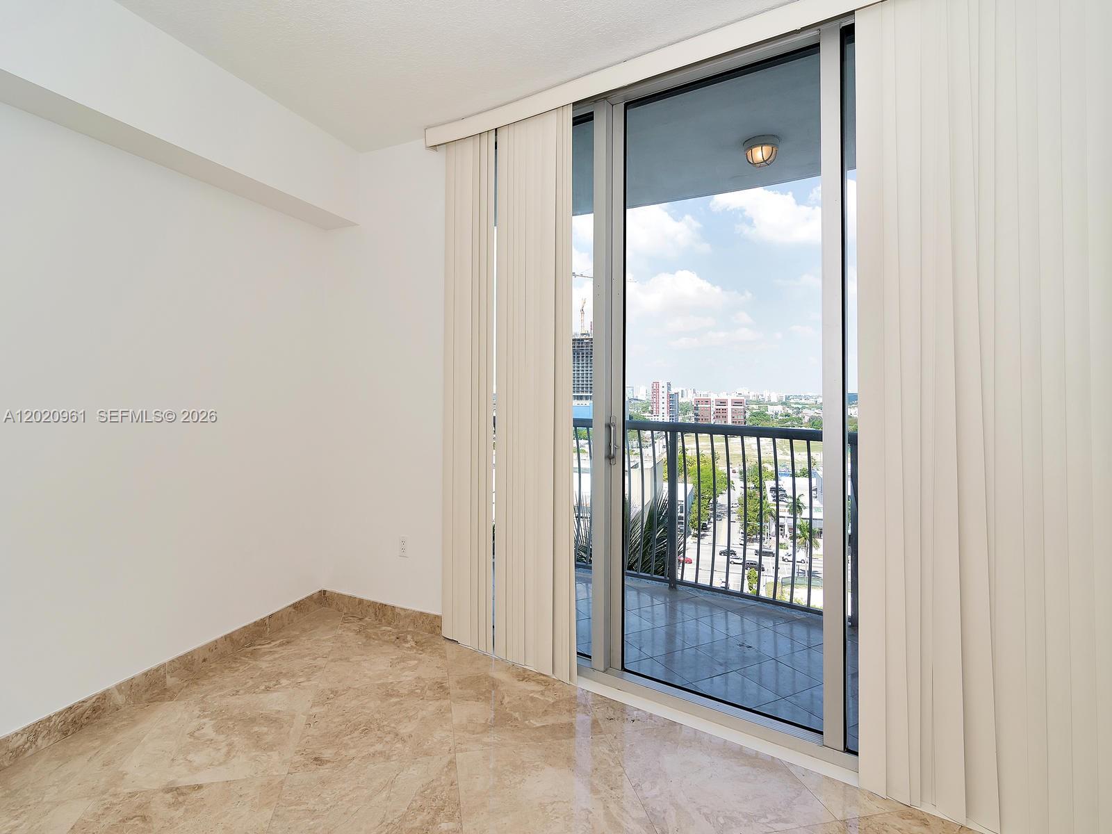 1750 N Bayshore Dr # 1515
