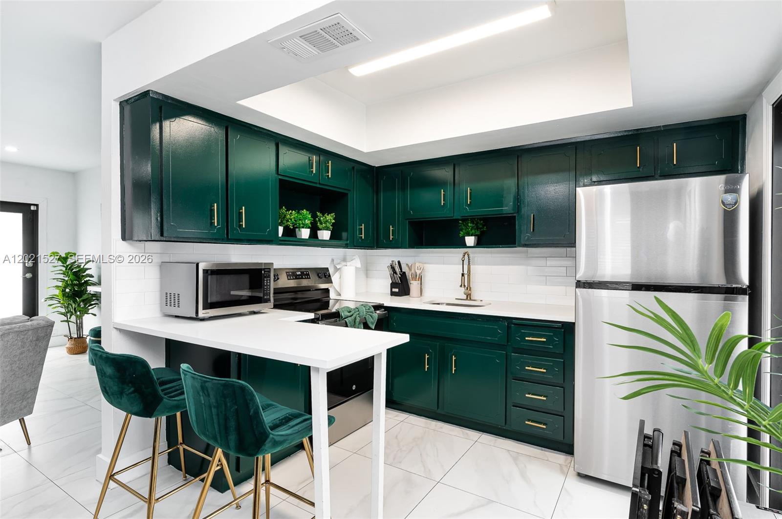 329 SE 12th Ave # 1