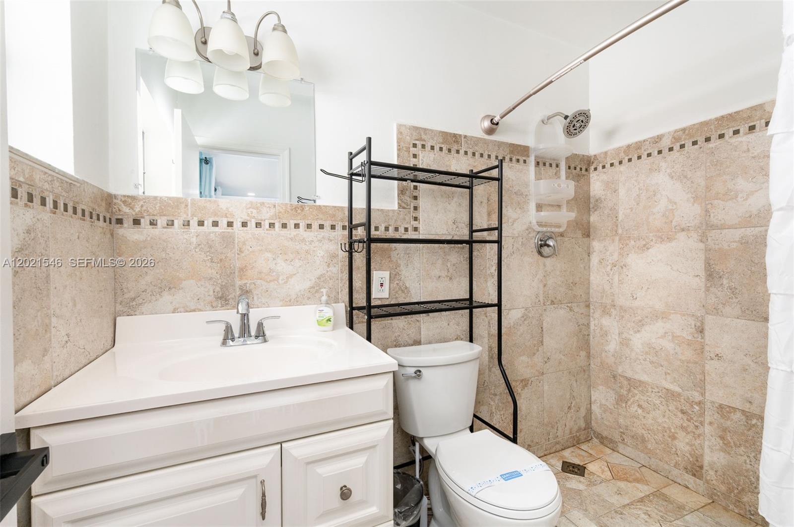 329 SE 12th Ave # 2
