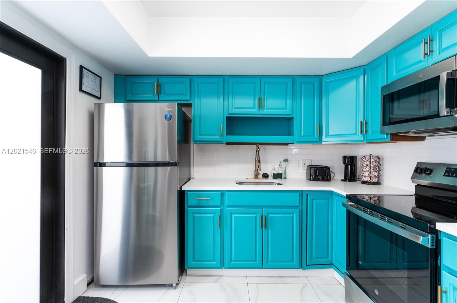 329 SE 12th Ave # 2