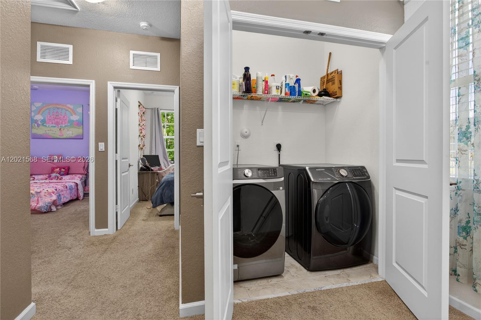 4044 NW 11th St Unit: -