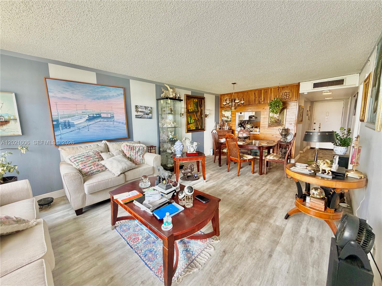 2322 S Cypress Bend Dr # 708