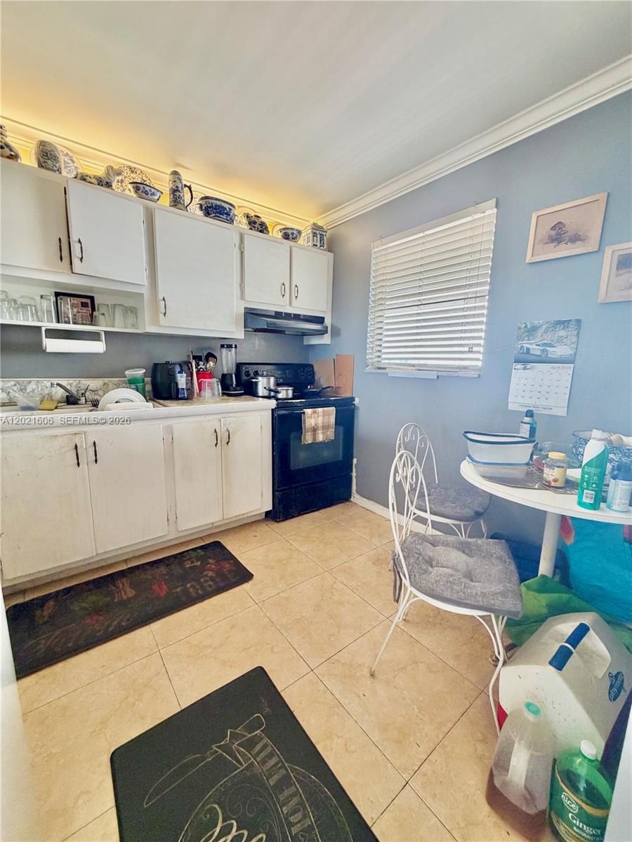 2322 S Cypress Bend Dr # 708