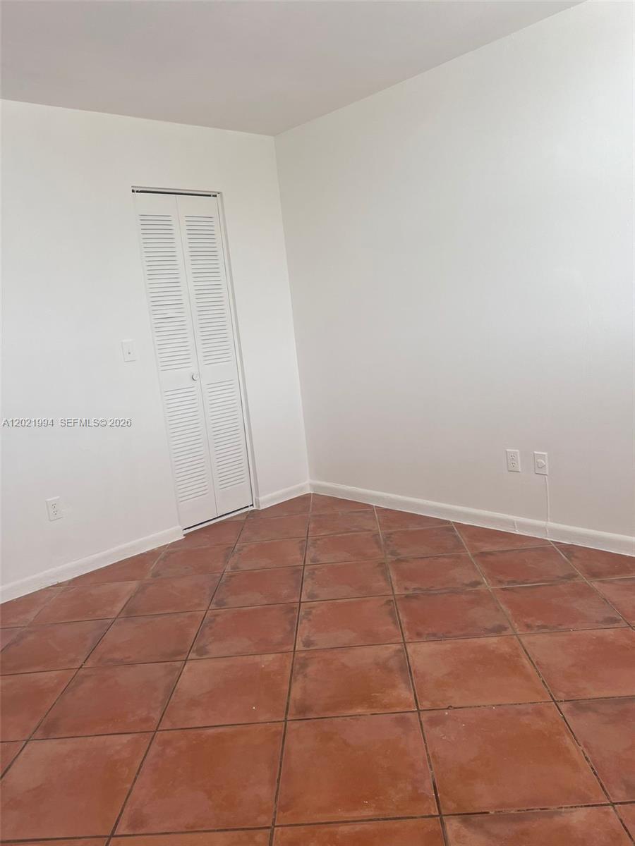 1801 S Treasure Dr # 427