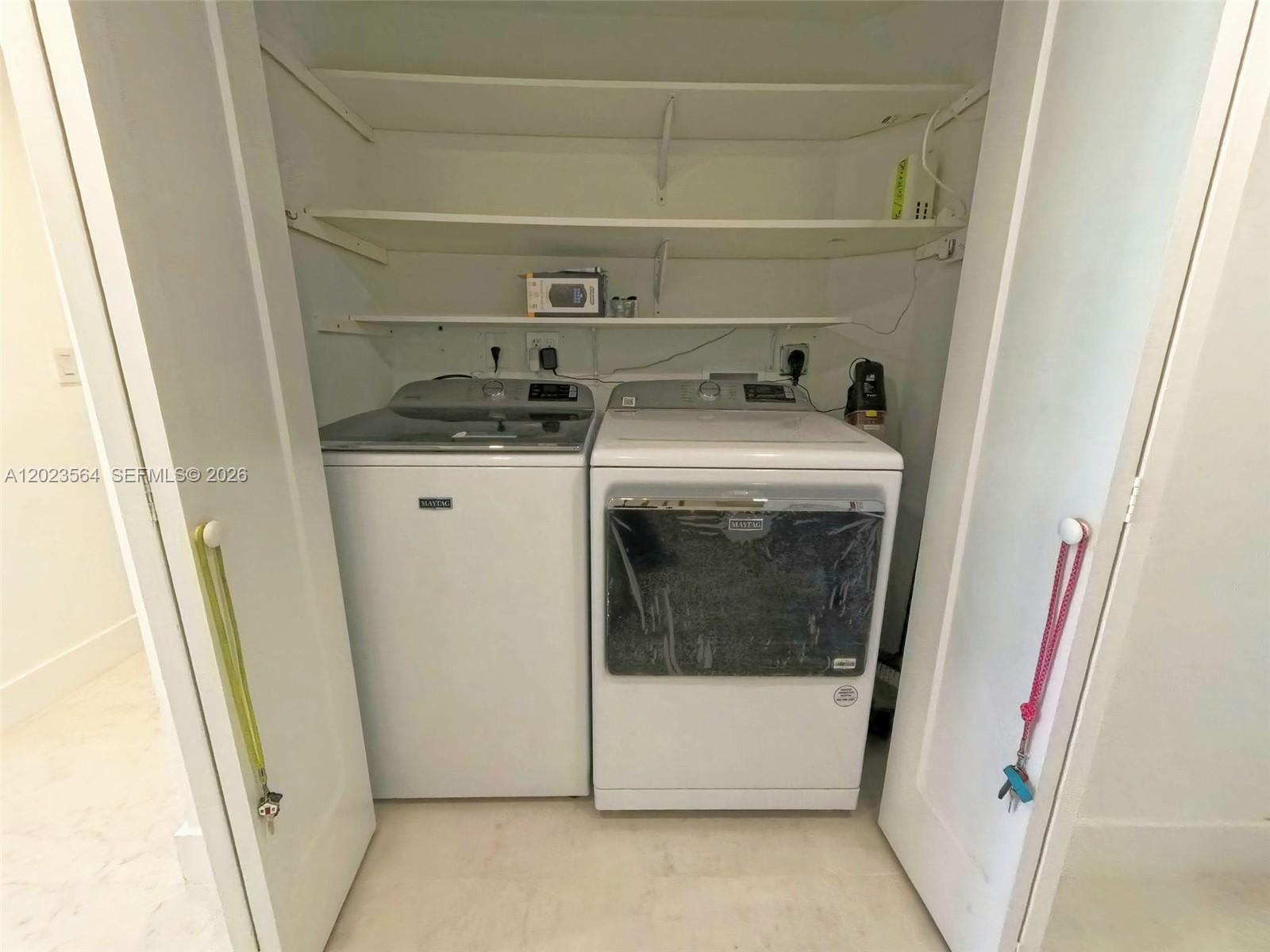 3000 E Sunrise Blvd Unit: PHG