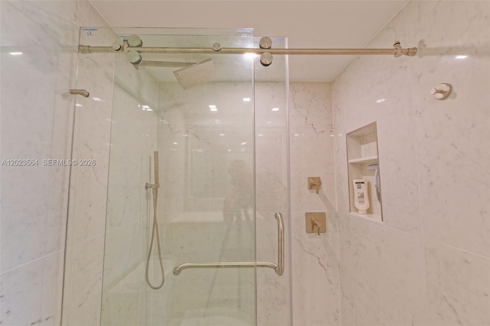 3000 E Sunrise Blvd Unit: PHG