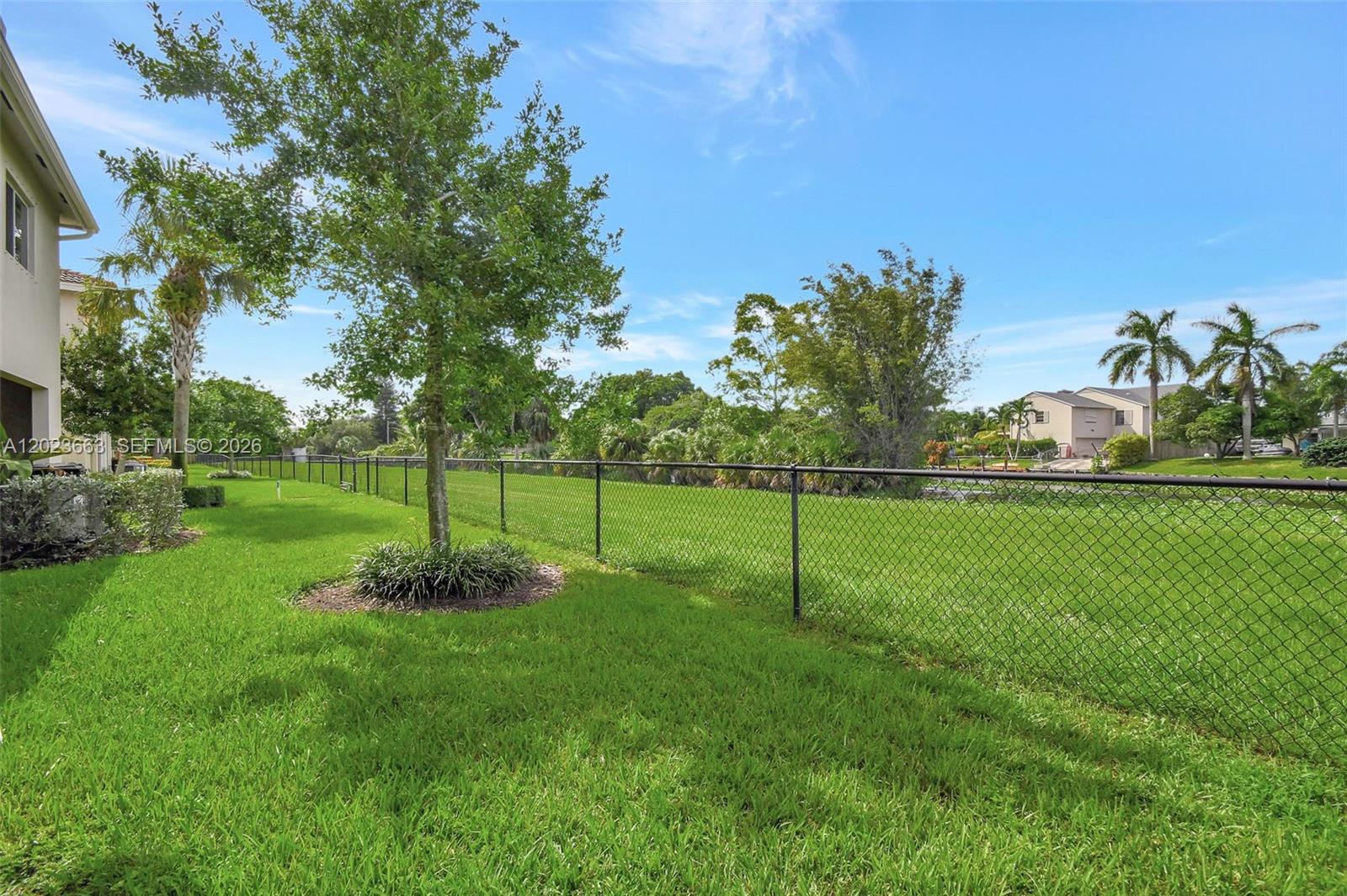 1119 Vermilion Dr