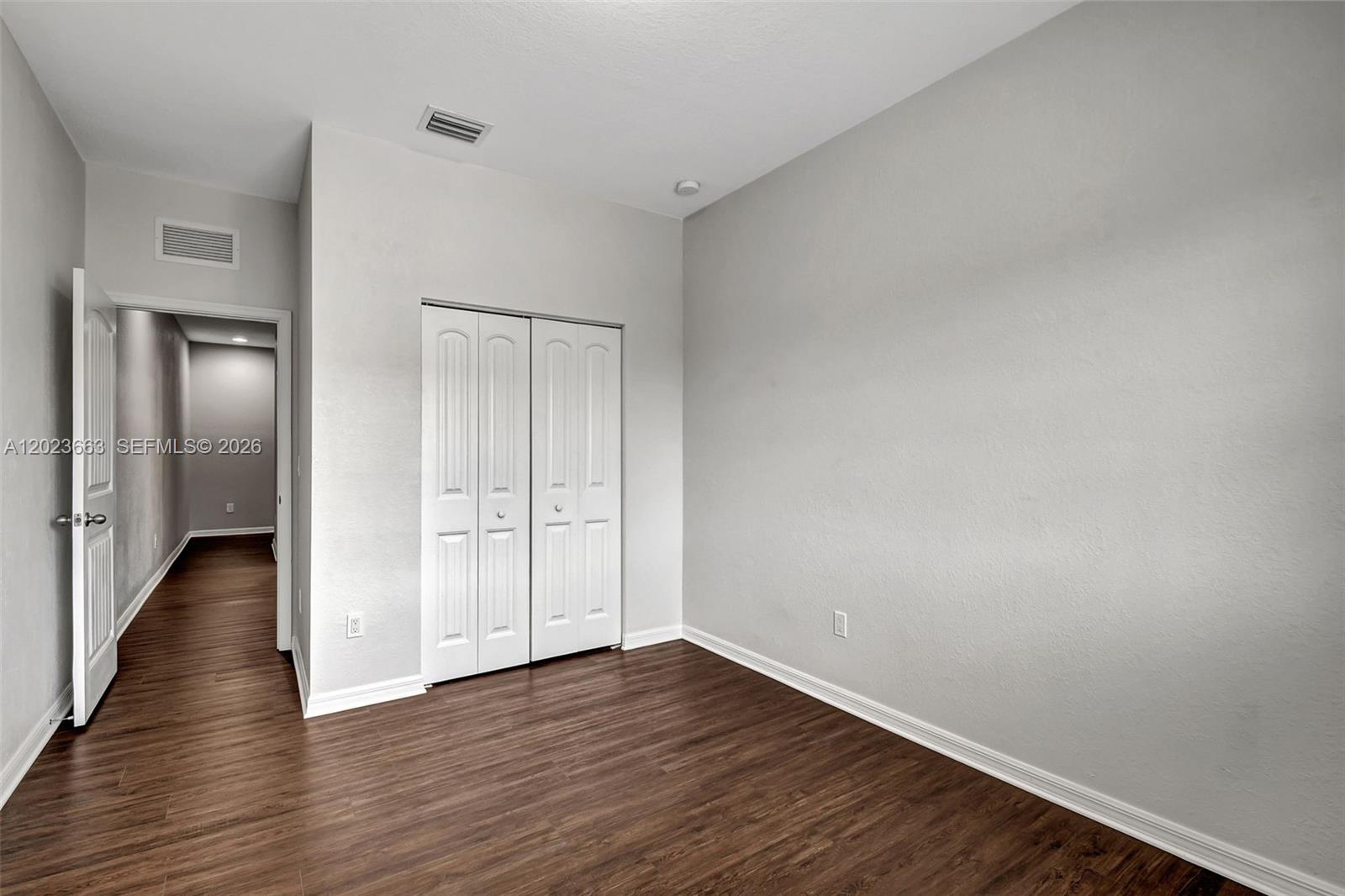 1119 Vermilion Dr