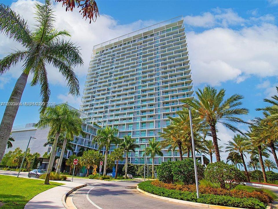 2000 Metropica Way # 1408