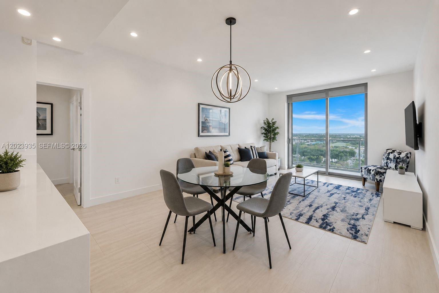 2000 Metropica Way # 1408