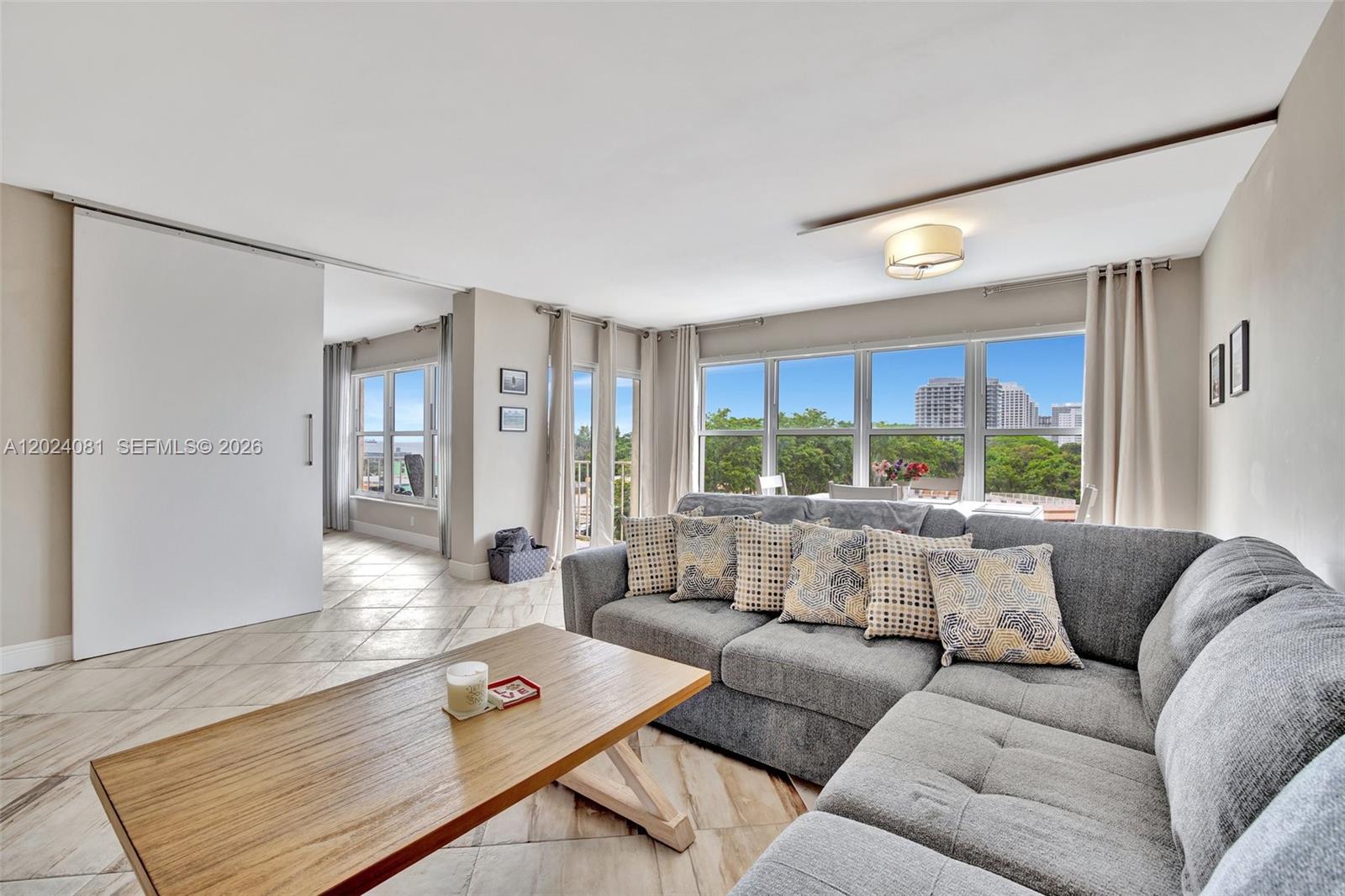 3000 E Sunrise Blvd # 5D