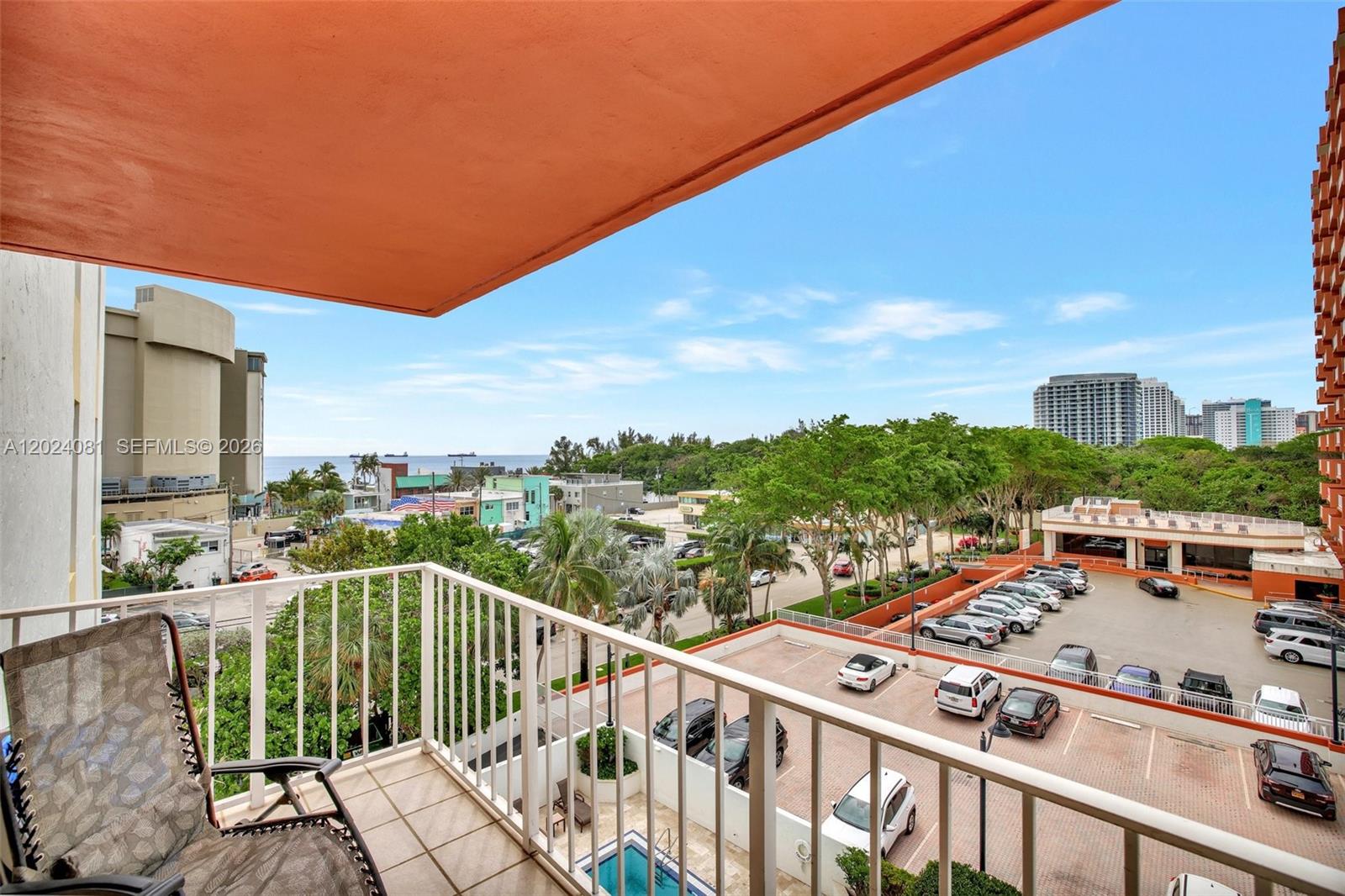 3000 E Sunrise Blvd # 5D