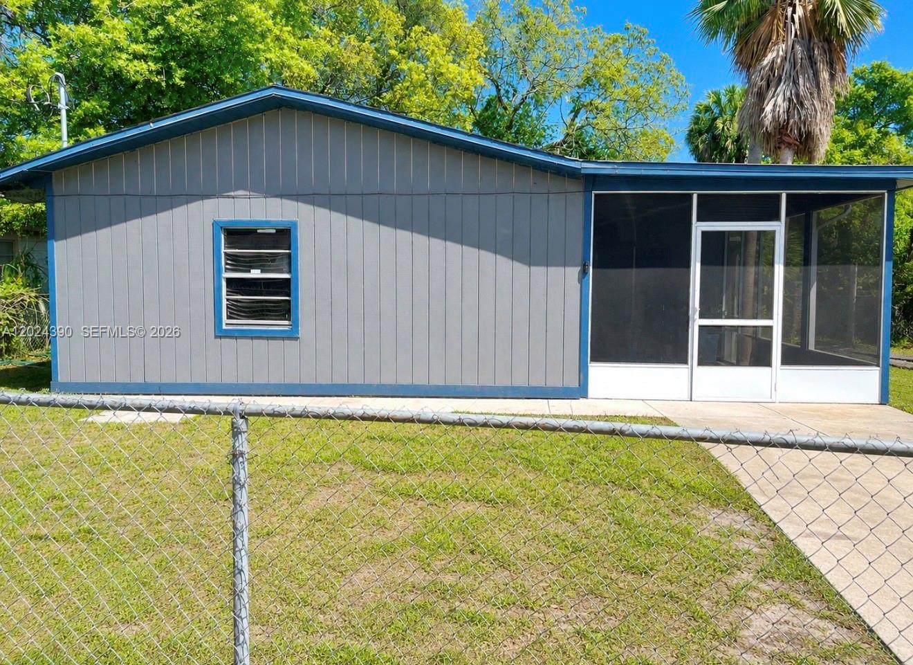 8301 N KLONDYKE ST.