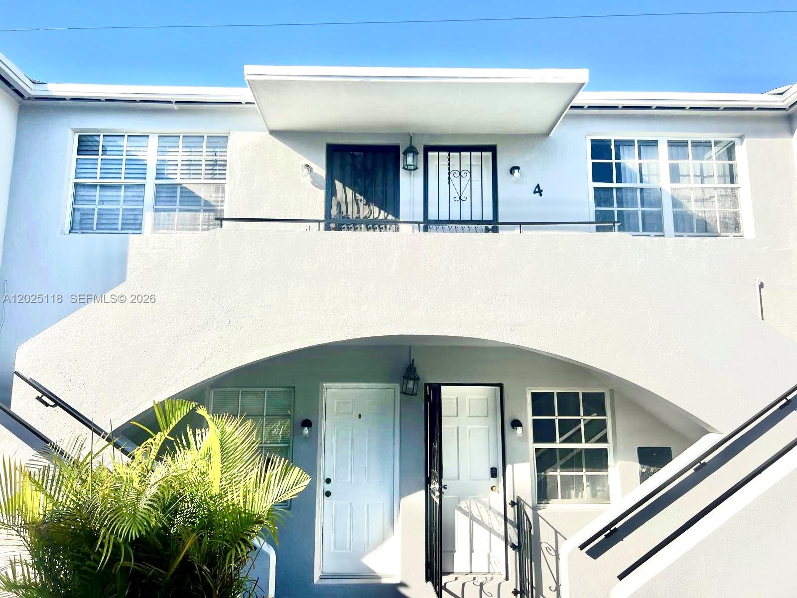 2371 SW 27th St
