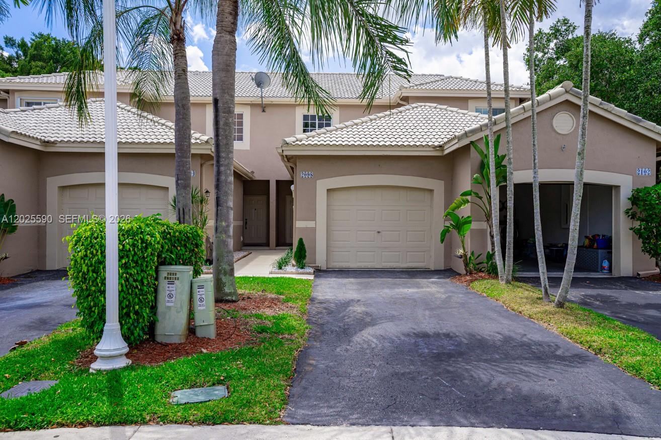 2098 Madeira Dr