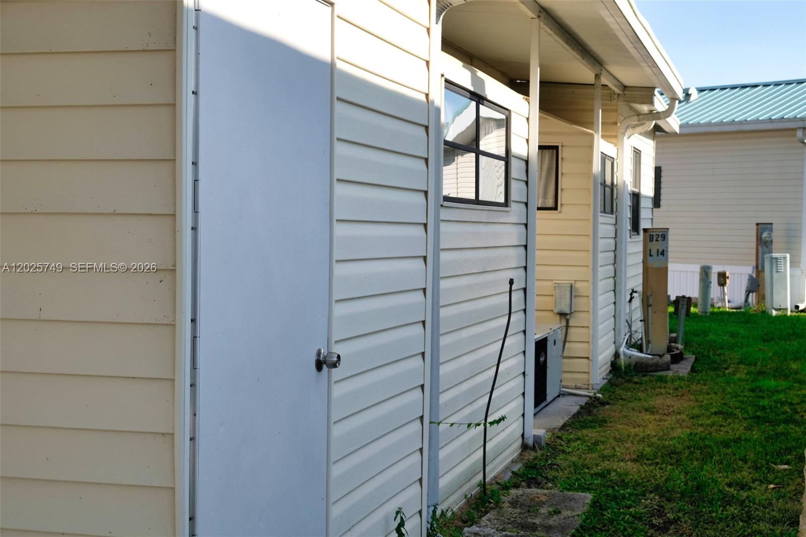 5302 SE 64TH TERR