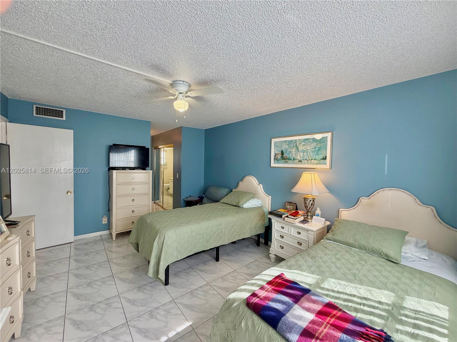2901 NW 46th Ave # 304