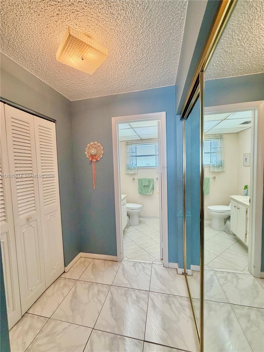 2901 NW 46th Ave # 304