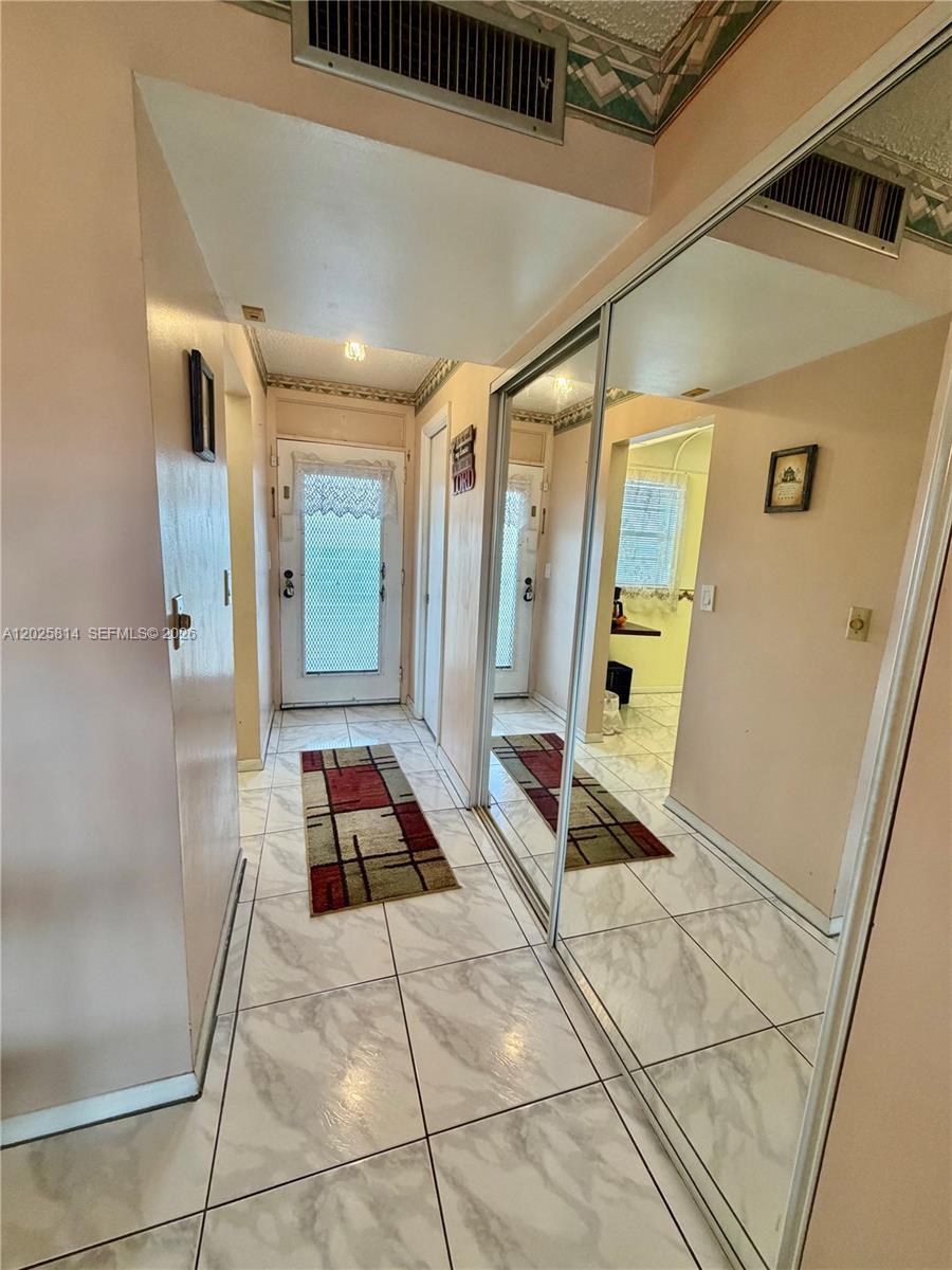 2901 NW 46th Ave # 304