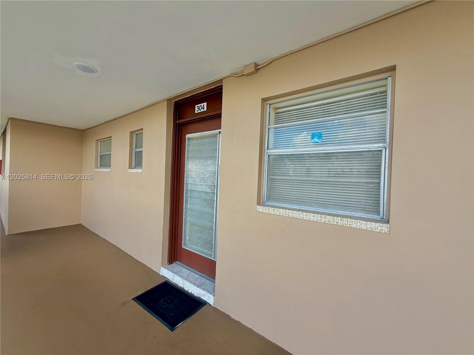 2901 NW 46th Ave # 304