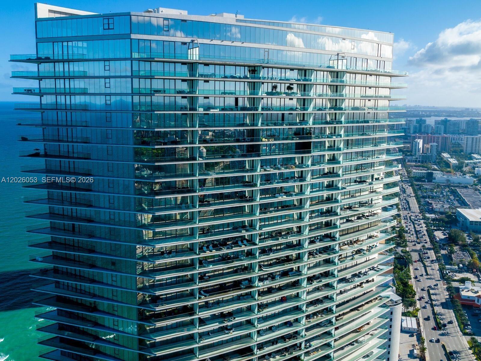 18975 Collins Ave # 3105