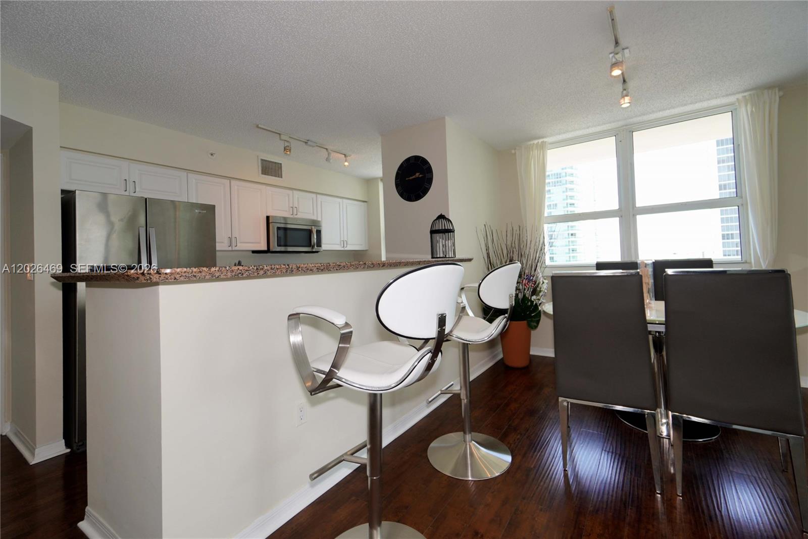 1155 Brickell Bay Dr # 3301