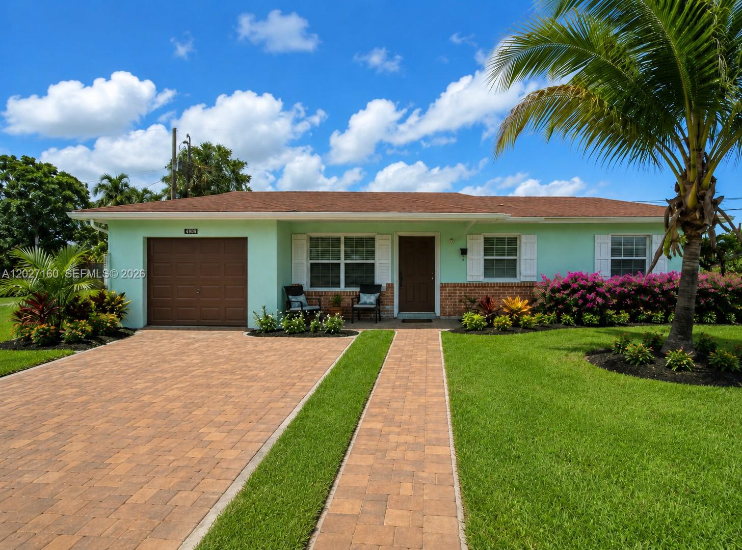 4909 Caribbean Blvd