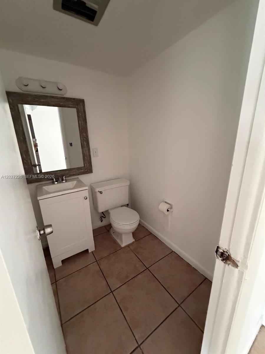15205 NE 6th Ave # D303