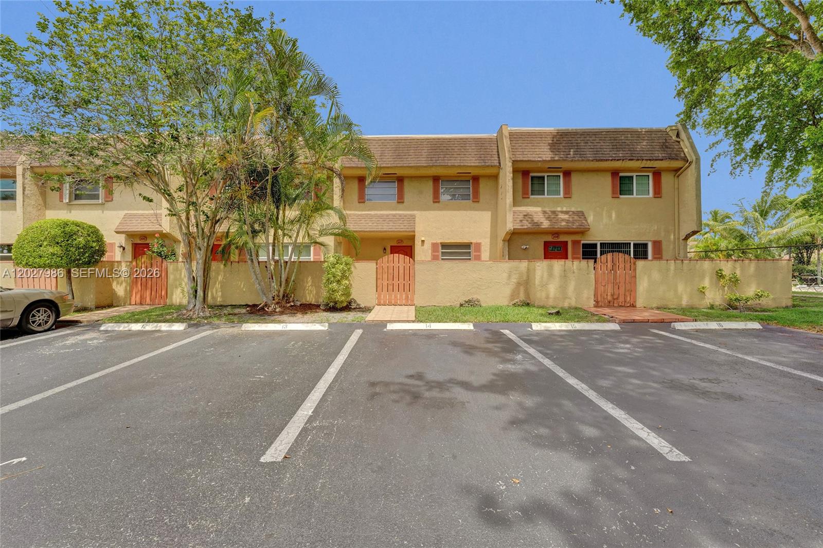 7175 Nova Dr # 107