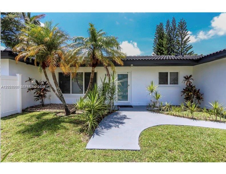 1110 S 14th Ave