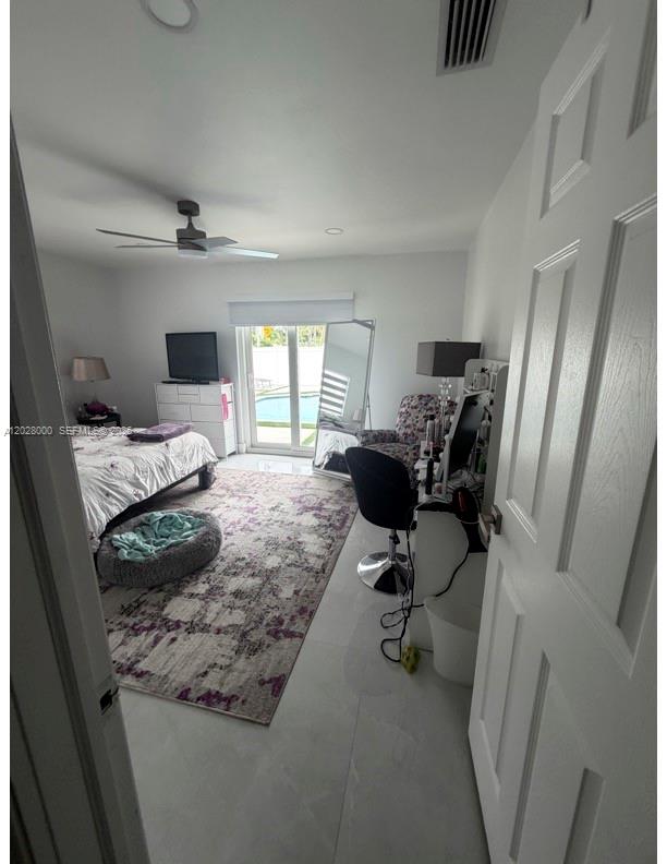 1110 S 14th Ave