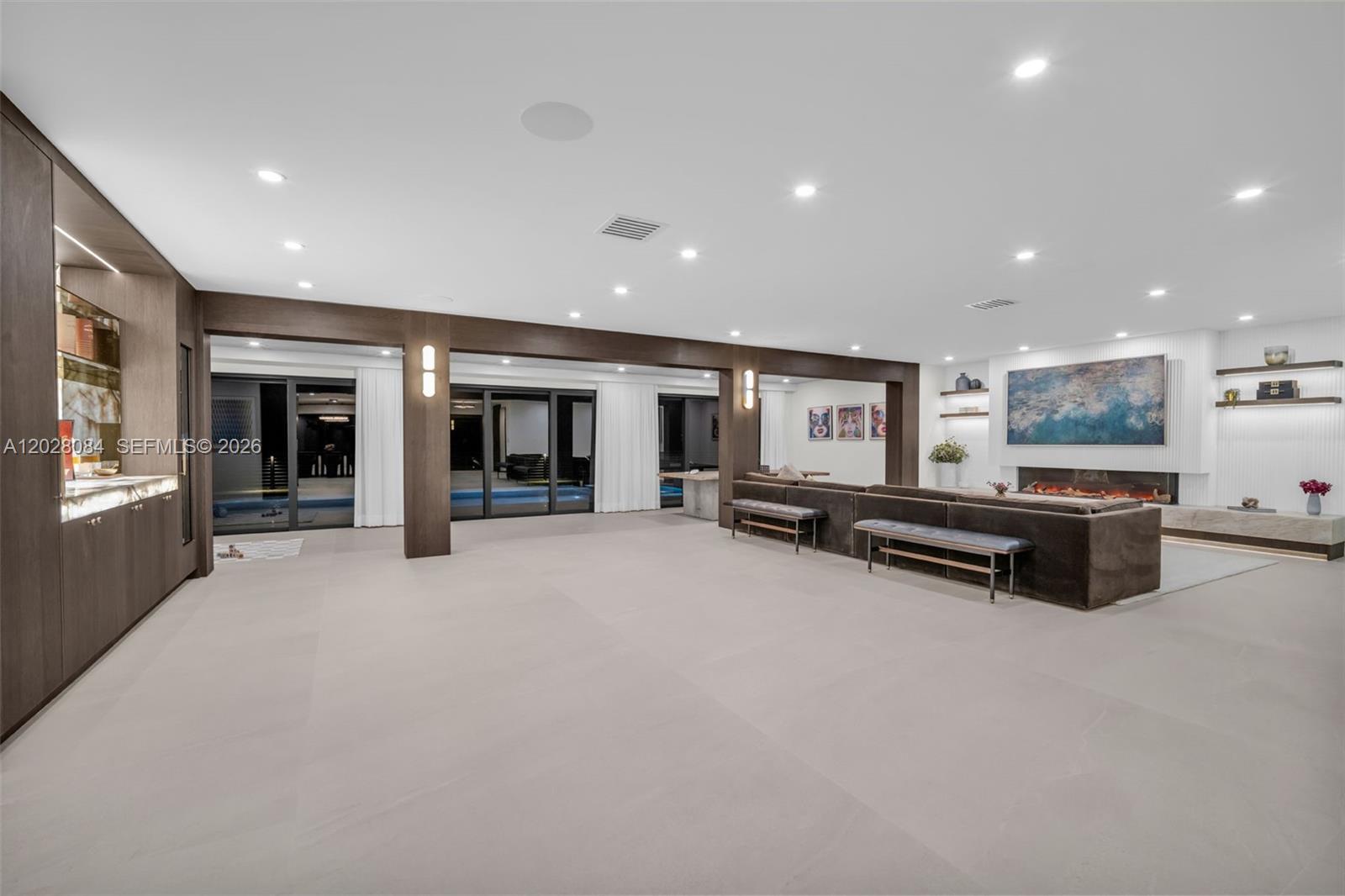 4220 Casper Ct