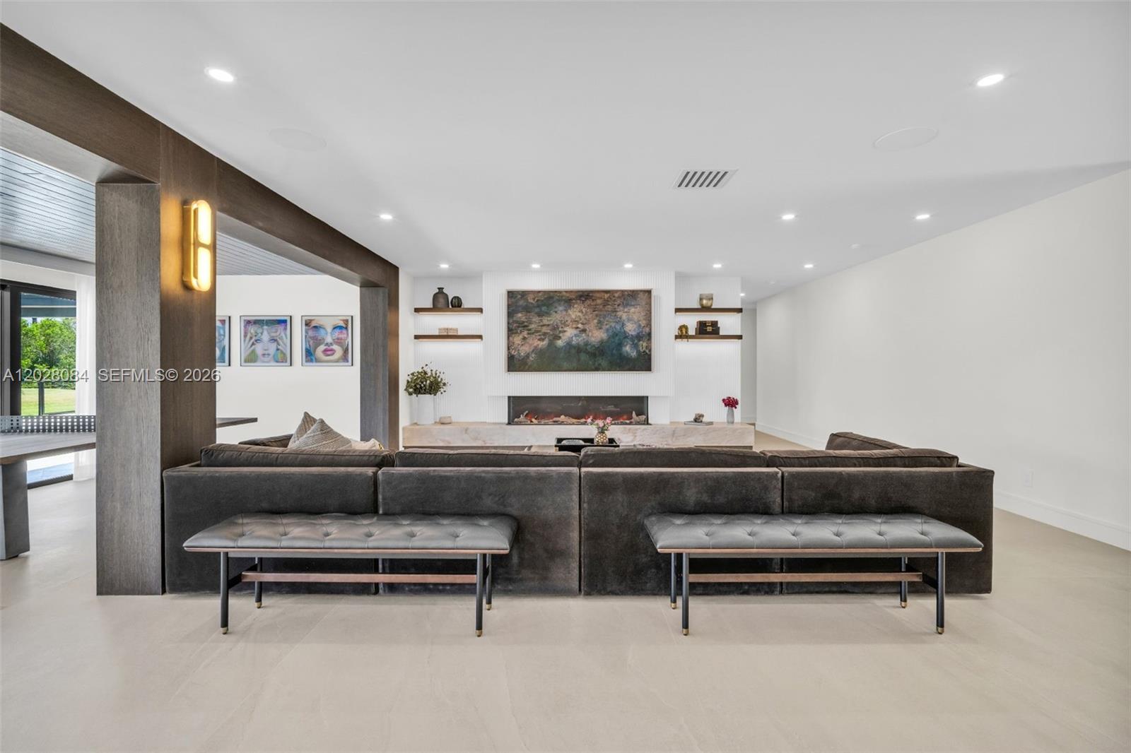 4220 Casper Ct