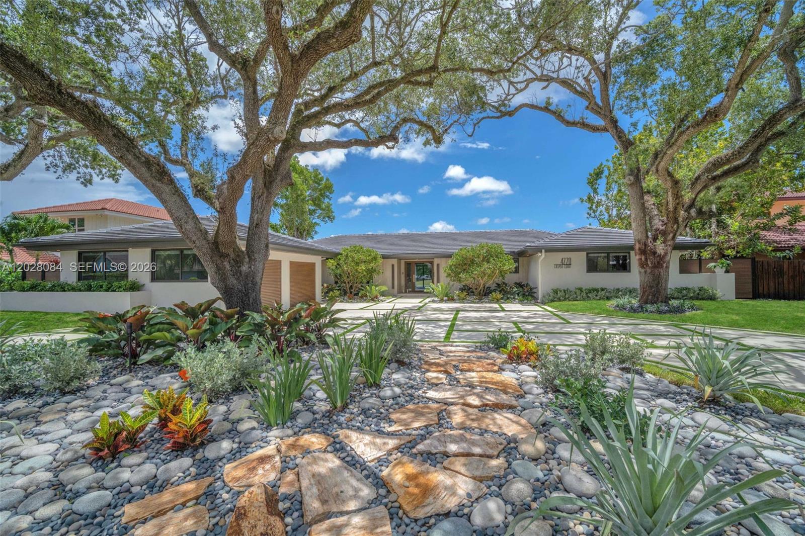 4220 Casper Ct