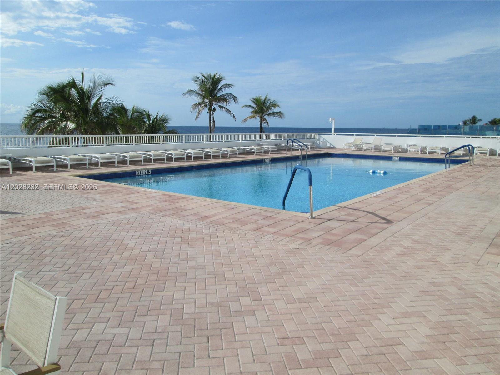 1370 S Ocean Blvd # 1206