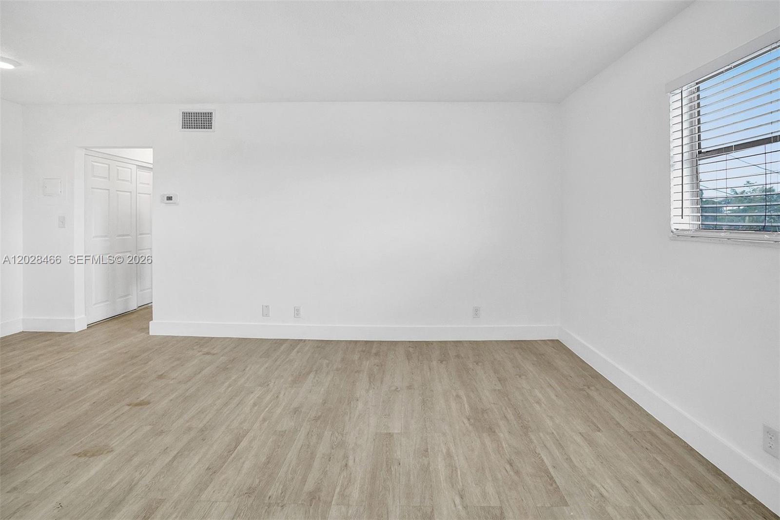 114 SE 8th St # 105