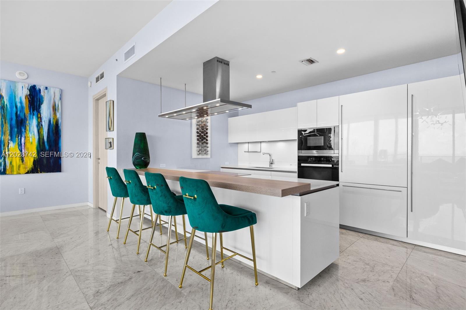 1000 Brickell Plz Unit: PH5304