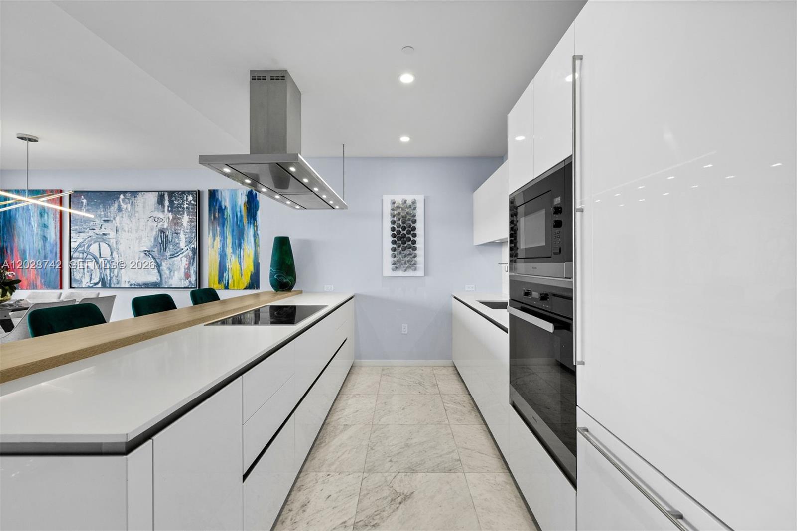 1000 Brickell Plz Unit: PH5304