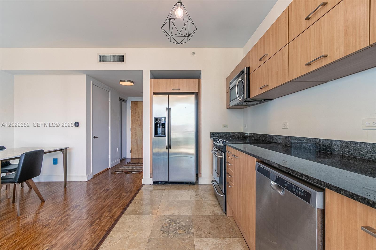 350 S Miami Ave Unit: 3914