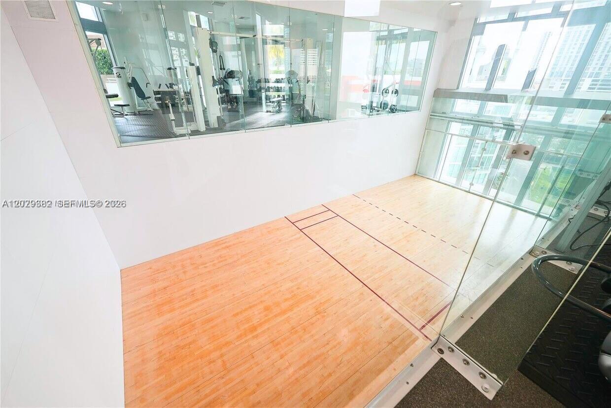 350 S Miami Ave Unit: 3914