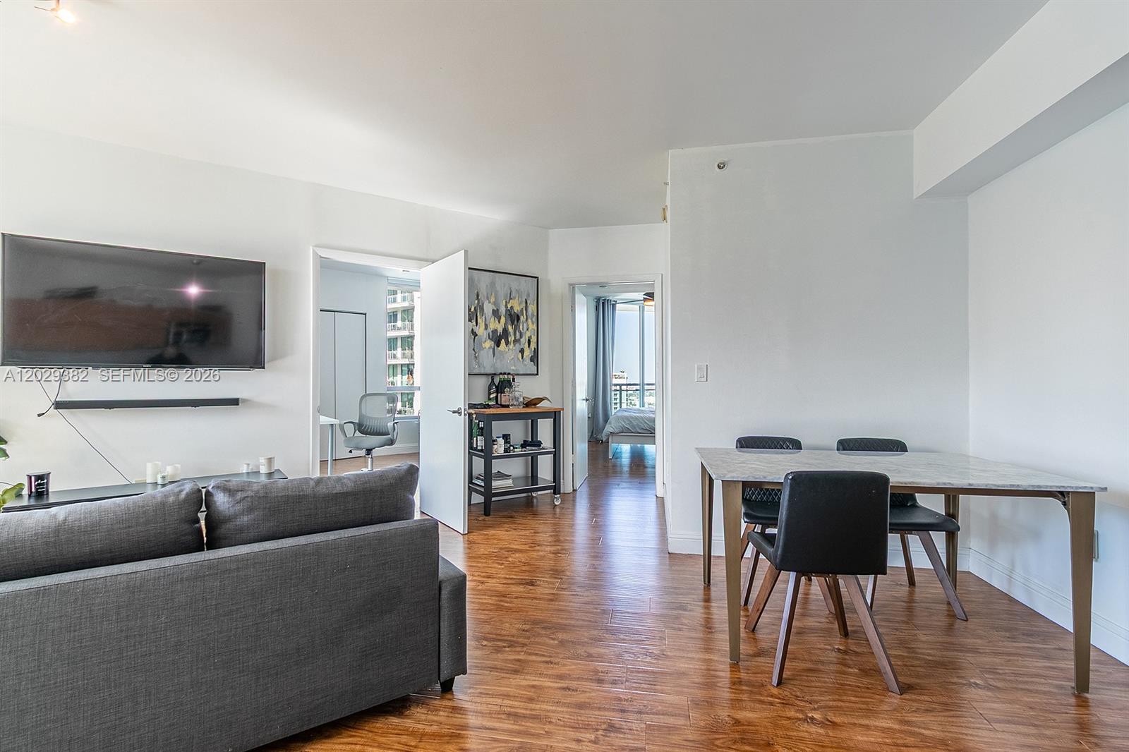350 S Miami Ave Unit: 3914