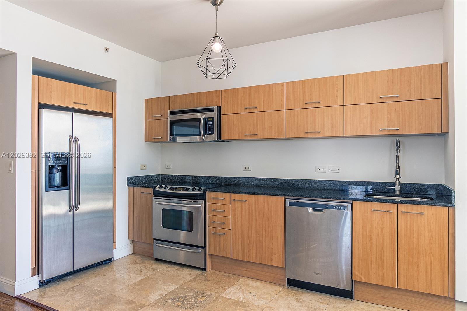 350 S Miami Ave Unit: 3914