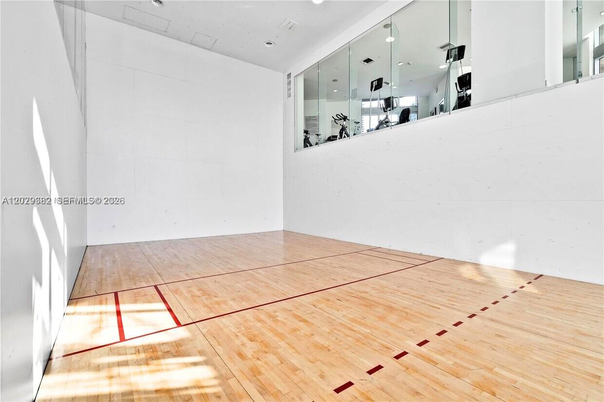 350 S Miami Ave Unit: 3914
